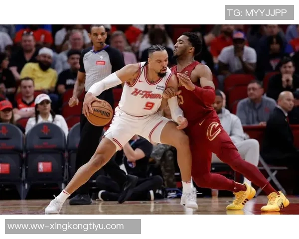 米切尔复出大爆发砍37分助队止连败八记三分展现超强火力